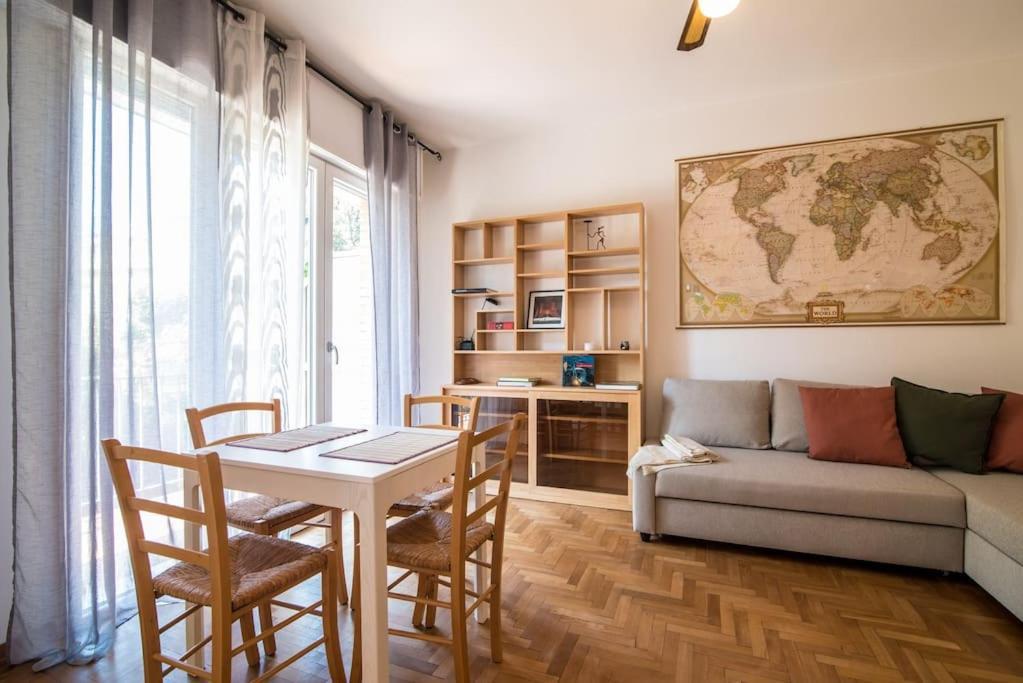 Enjoy Home - Bilocale Sulle Riviere A Due Passi Dalla Specola Pádua Exterior foto