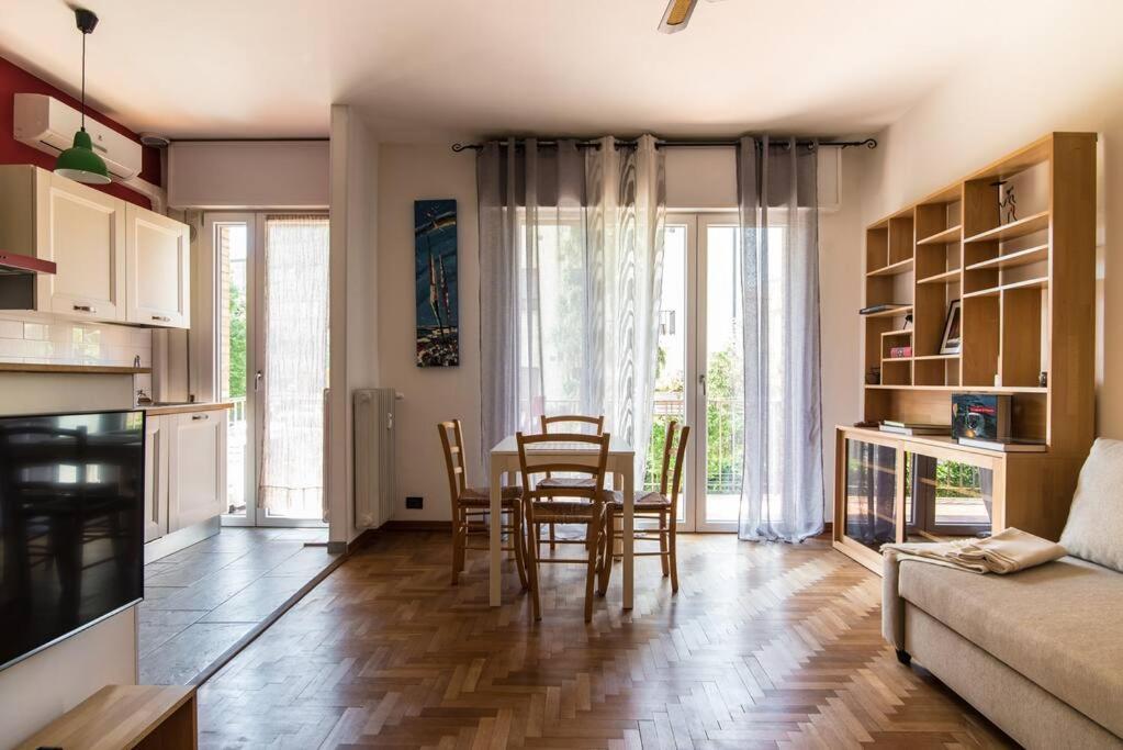 Enjoy Home - Bilocale Sulle Riviere A Due Passi Dalla Specola Pádua Exterior foto