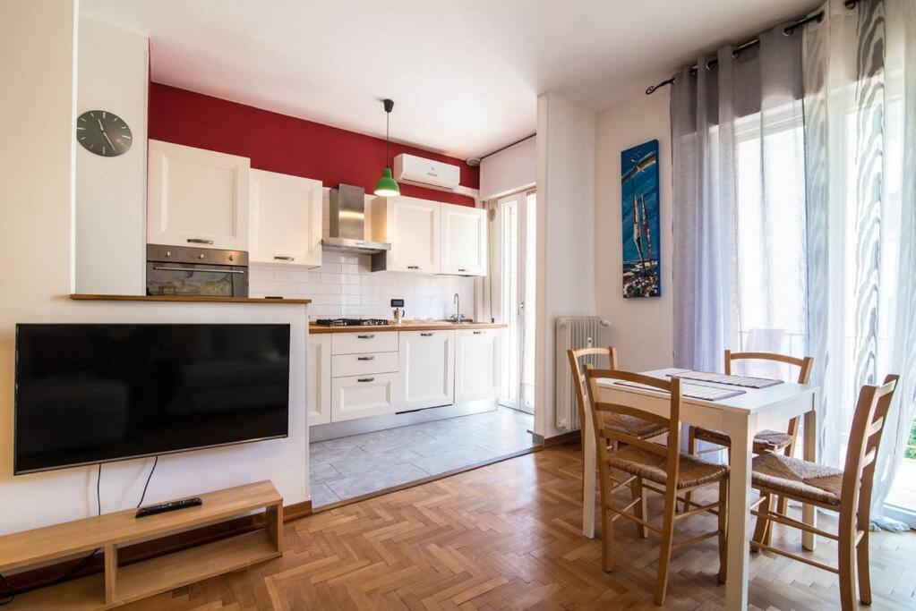 Enjoy Home - Bilocale Sulle Riviere A Due Passi Dalla Specola Pádua Exterior foto